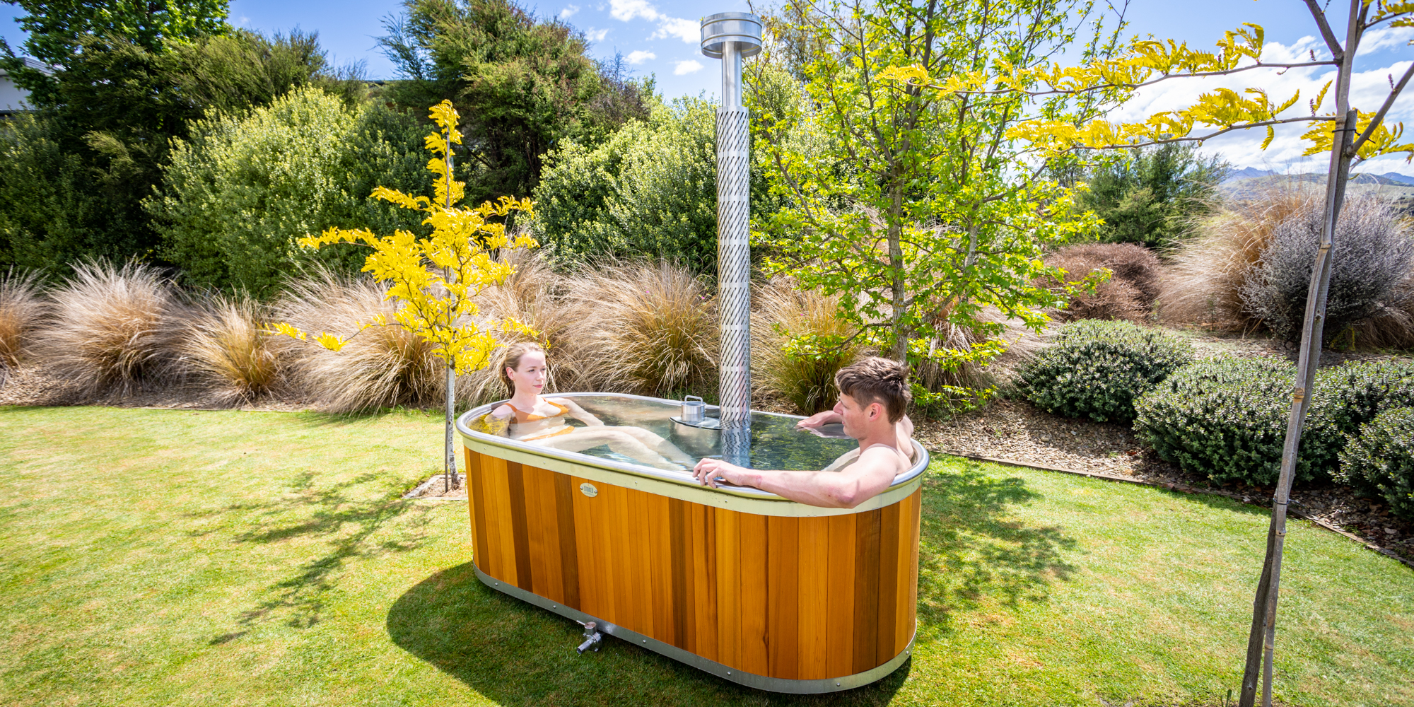 Purpose-built couple's bath