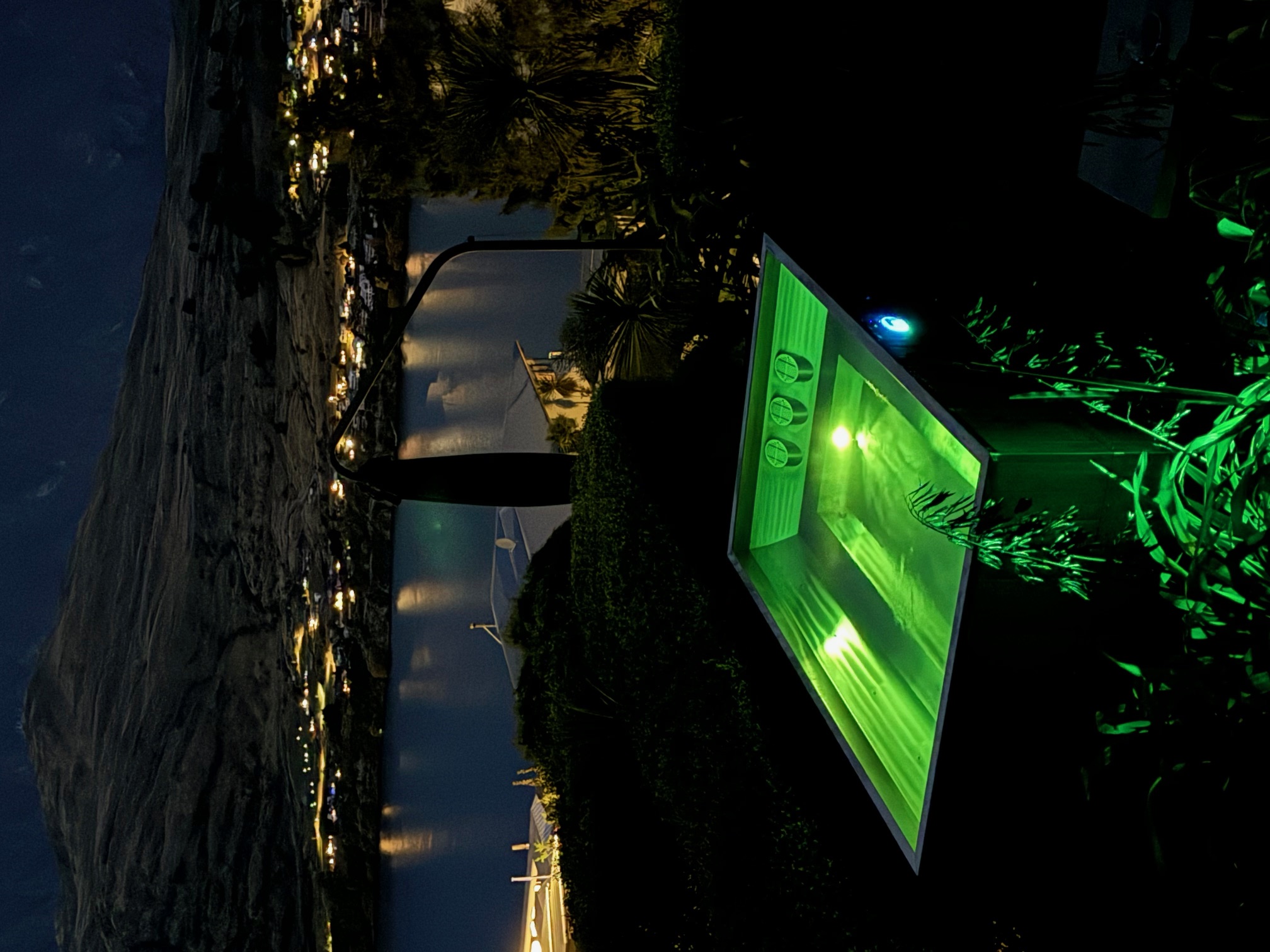 Multi-colour LED lights