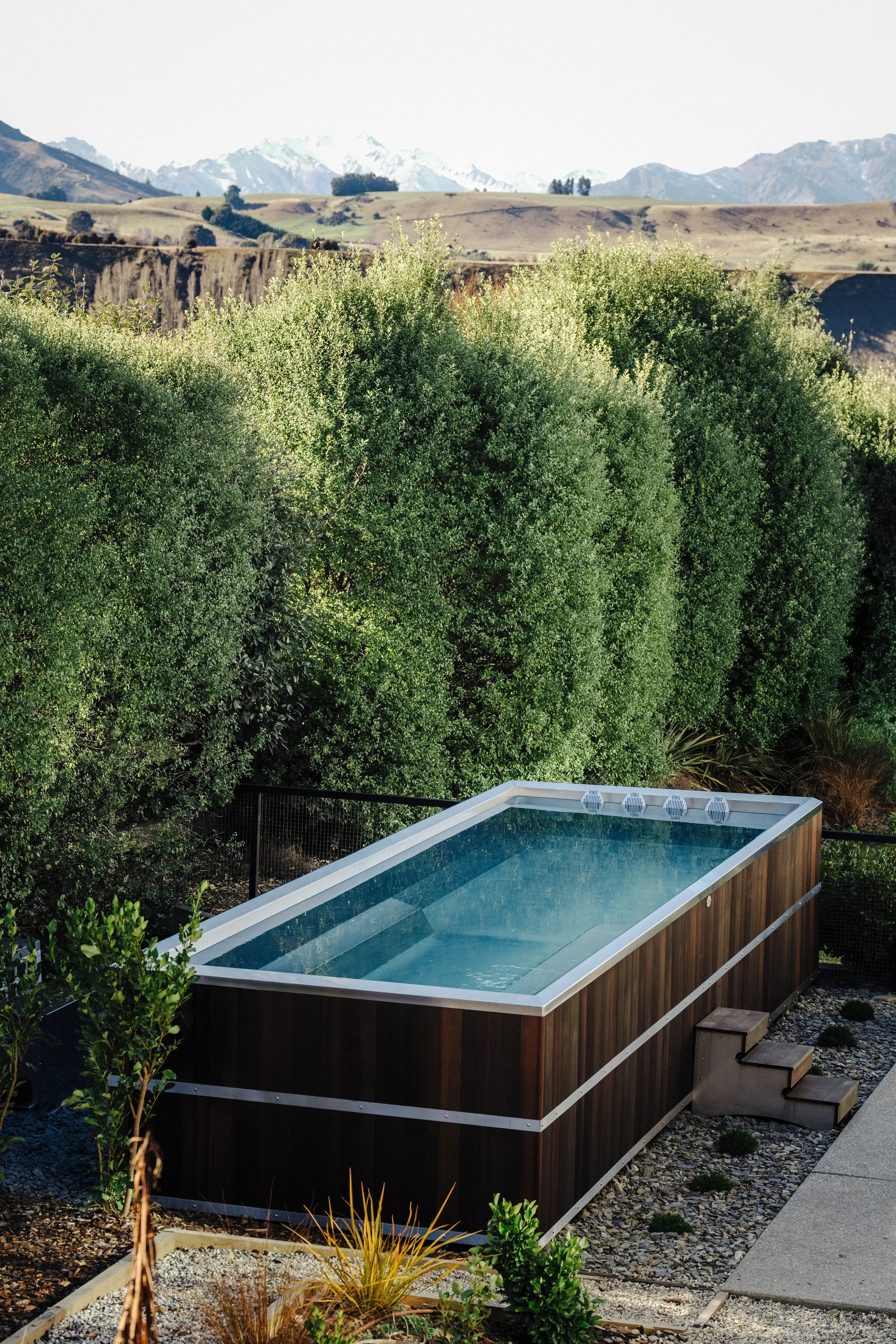 [PPNG6020PH4] Pool - 6.0 x 2.0 - w/plinth - 4 Jets (Hessian)