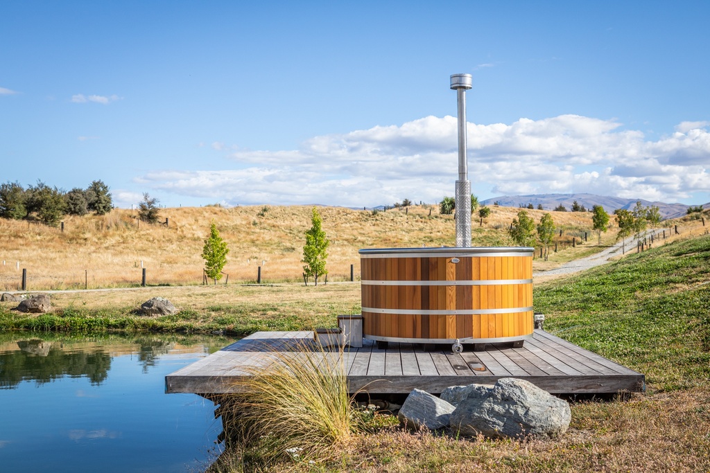 Wood Fired Hot Tub 1.9m